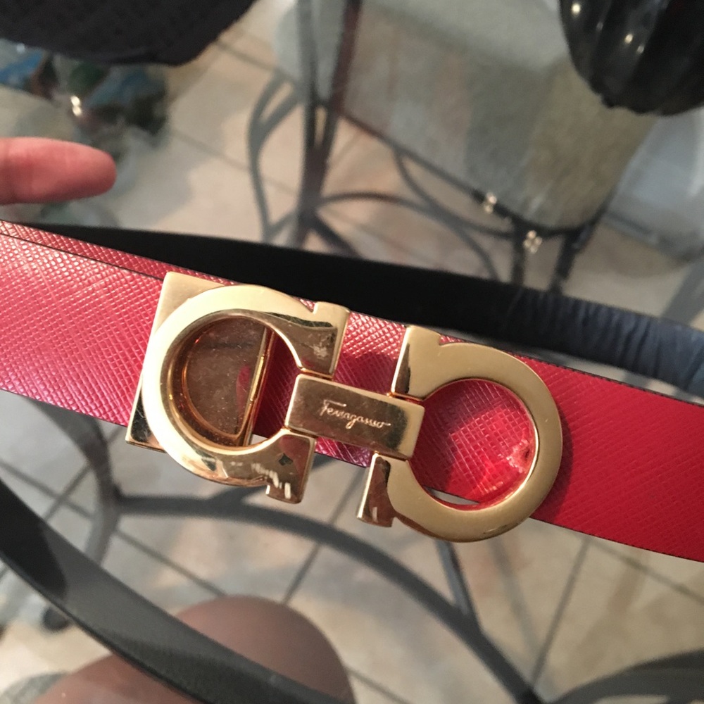 Salvatore Ferragamo skinny reversible belt